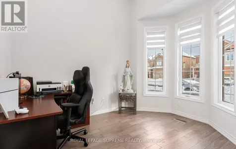 95 Selby Crescent Bradford West Gwillimbury ON L3Z 0V3