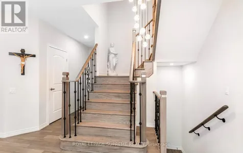 95 Selby Crescent Bradford West Gwillimbury ON L3Z 0V3