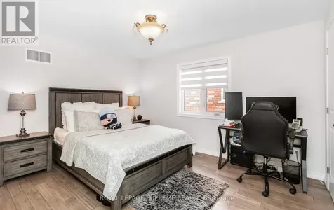95 Selby Crescent Bradford West Gwillimbury ON L3Z 0V3