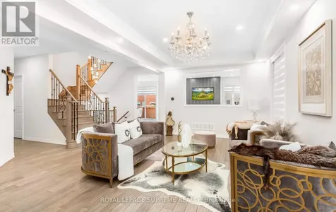 95 Selby Crescent Bradford West Gwillimbury ON L3Z 0V3