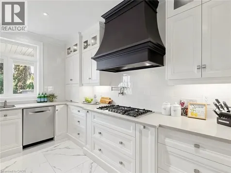 315 Wilson Street West Hamilton ON L9G 0H8