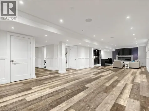 315 Wilson Street West Hamilton ON L9G 0H8
