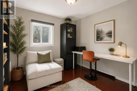 560 Indian Grove Toronto (junction Area) ON M6P 2J4