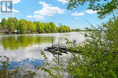 52 Berry Park Lane Rideau Lakes ON K0G 1L0