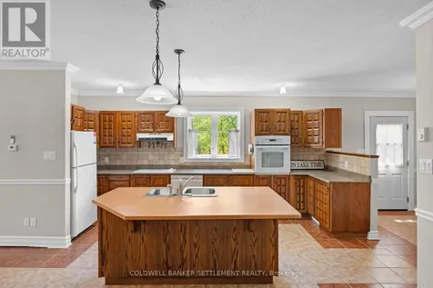 52 Berry Park Lane Rideau Lakes ON K0G 1L0