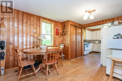 437 Champlain Road Penetanguishene ON L9M 1S5