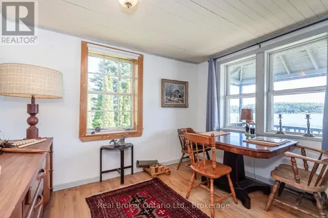 437 Champlain Road Penetanguishene ON L9M 1S5
