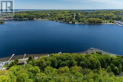 437 Champlain Road Penetanguishene ON L9M 1S5