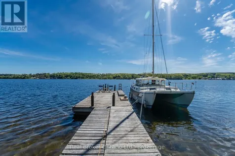 437 Champlain Road Penetanguishene ON L9M 1S5