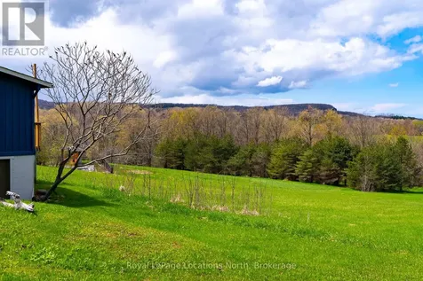 8268 21/22 Nottawasaga Sideroad Clearview ON L0M 1H0