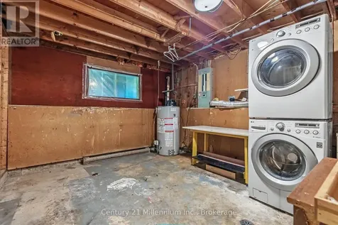 240 5th A Avenue West Owen Sound ON N4K 6G4