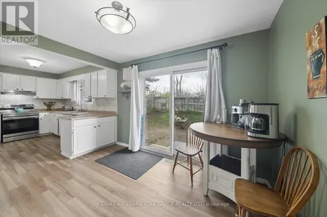 41 Laurentian Lane Orillia ON L3V 7N8