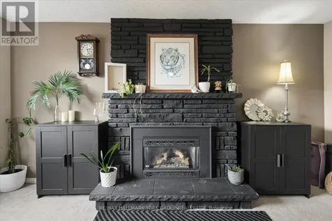 41 Laurentian Lane Orillia ON L3V 7N8