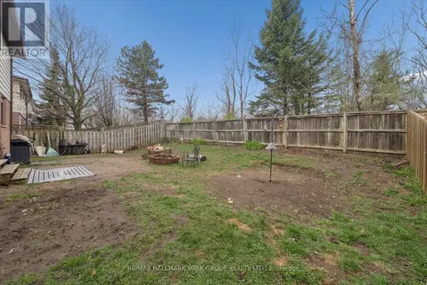 41 Laurentian Lane Orillia ON L3V 7N8