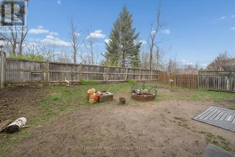 41 Laurentian Lane Orillia ON L3V 7N8