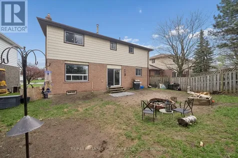 41 Laurentian Lane Orillia ON L3V 7N8