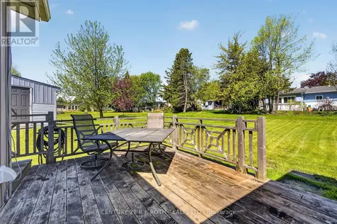 8 Belle Isle Arm Innisfil ON L9S 1N7