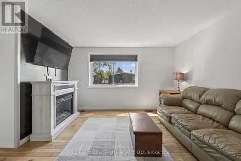 8 Belle Isle Arm Innisfil ON L9S 1N7