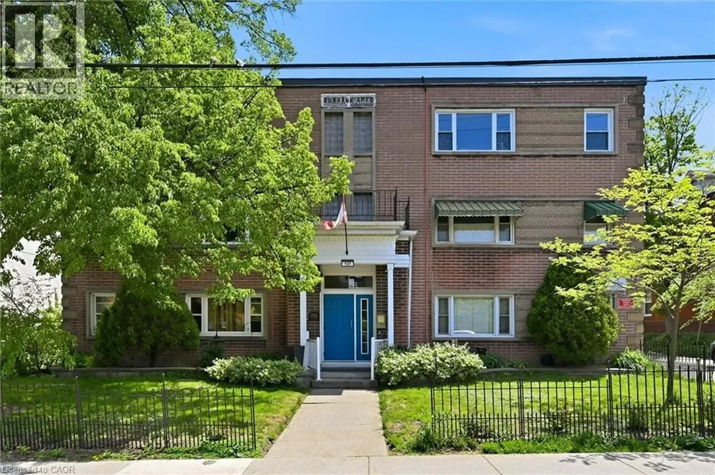137 Emerald Street South Hamilton ON L8N 2V4