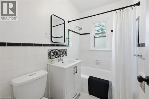 137 Emerald Street South Hamilton ON L8N 2V4