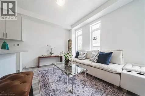 11 Davinci Boulevard Hamilton ON L9B 1B7