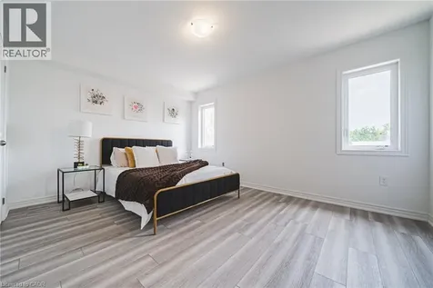 11 Davinci Boulevard Hamilton ON L9B 1B7
