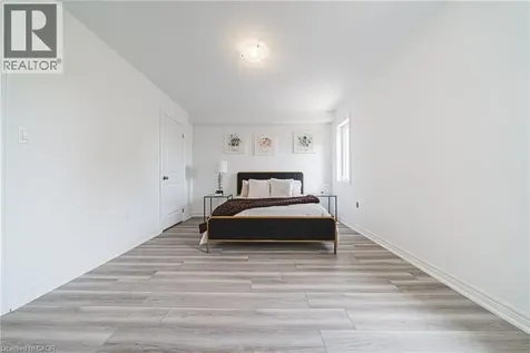 11 Davinci Boulevard Hamilton ON L9B 1B7
