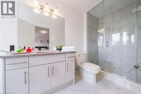 11 Davinci Boulevard Hamilton ON L9B 1B7
