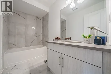 11 Davinci Boulevard Hamilton ON L9B 1B7