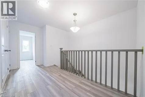 11 Davinci Boulevard Hamilton ON L9B 1B7