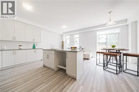 11 Davinci Boulevard Hamilton ON L9B 1B7