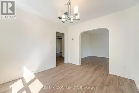 64 Sheldon Avenue North Kitchener ON N2H 3M4