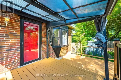 64 Sheldon Avenue North Kitchener ON N2H 3M4
