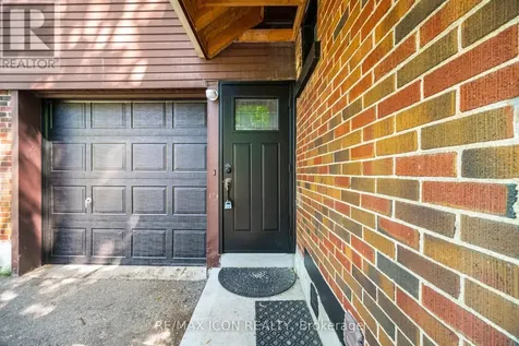 64 Sheldon Avenue North Kitchener ON N2H 3M4