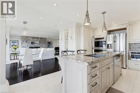 97 Lakeview Drive Stoney Creek ON L8E 5A6