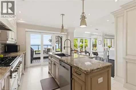 97 Lakeview Drive Stoney Creek ON L8E 5A6