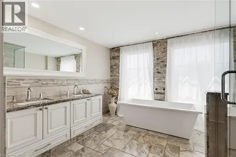 97 Lakeview Drive Stoney Creek ON L8E 5A6