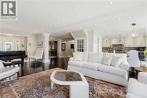 97 Lakeview Drive Stoney Creek ON L8E 5A6