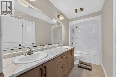 32 Ashberry Place St. Thomas ON N5R 0H7