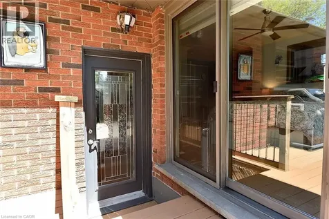 9 San Fernando Drive Hamilton ON L9C 2C1