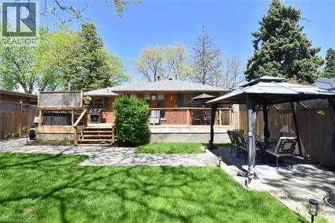 9 San Fernando Drive Hamilton ON L9C 2C1