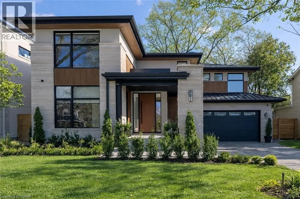 540 Patricia Drive Oakville ON L6K 1M2