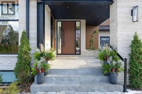 540 Patricia Drive Oakville ON L6K 1M2