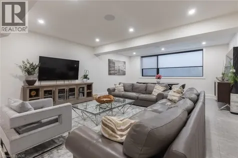 540 Patricia Drive Oakville ON L6K 1M2