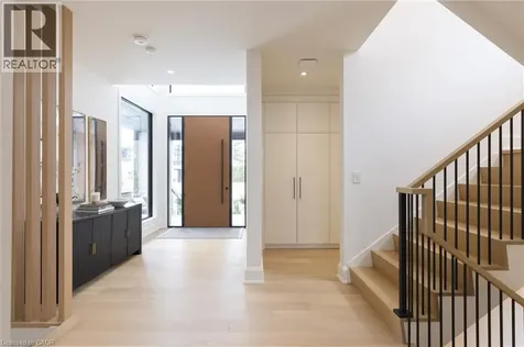 540 Patricia Drive Oakville ON L6K 1M2
