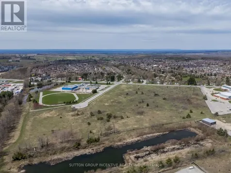 740 Essa Road Barrie (400 West) ON L4N 9E9