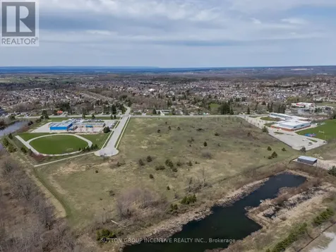 740 Essa Road Barrie (400 West) ON L4N 9E9