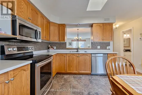 439 Mayhew Street Renfrew ON K7V 4L4