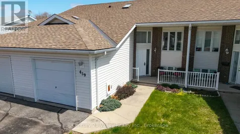 439 Mayhew Street Renfrew ON K7V 4L4