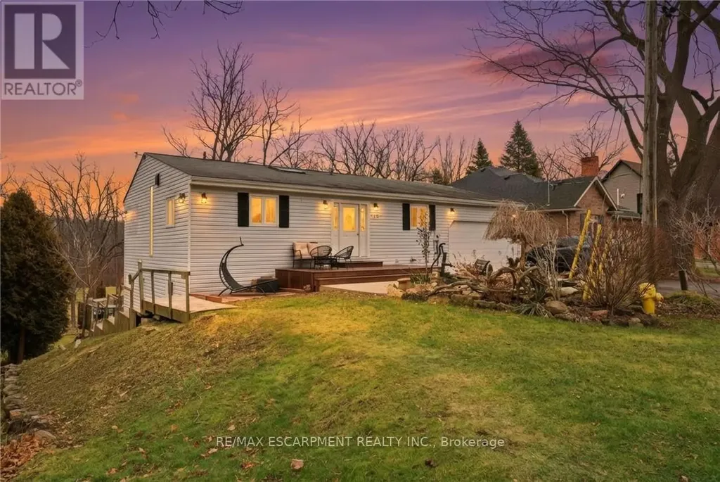 430 Winniett Street Haldimand ON N3W 1E4
